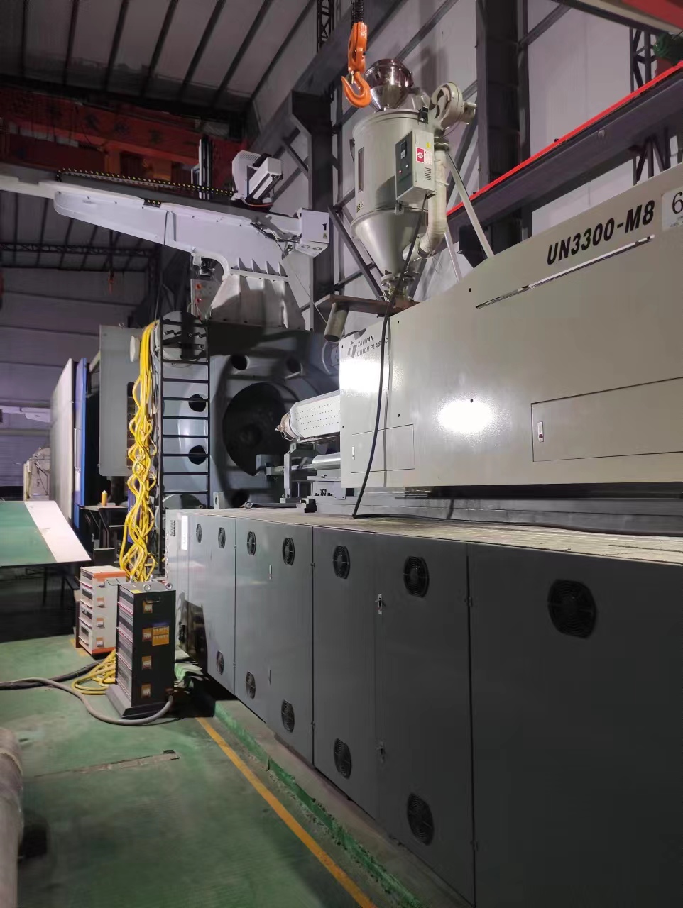 Customer service team at Richfields