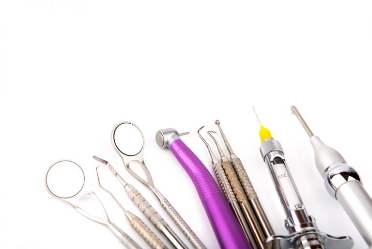 7 Common Plastic Dental Equipment