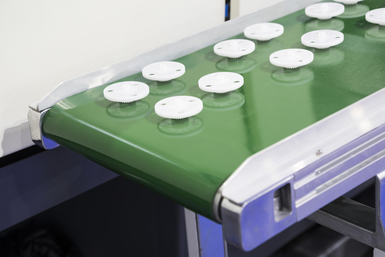 Plastic Injection Molding Vs. Vacuum Forming