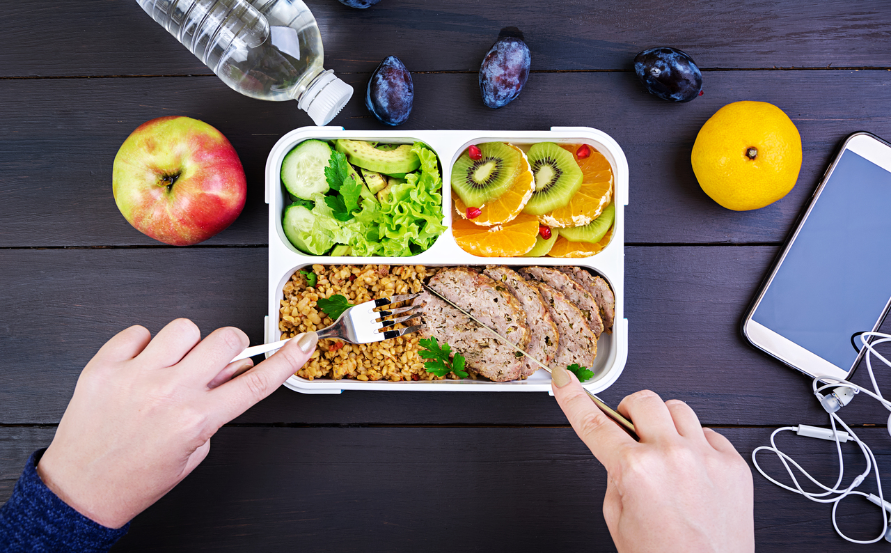 Plastic vs. Glass Food Storage Containers