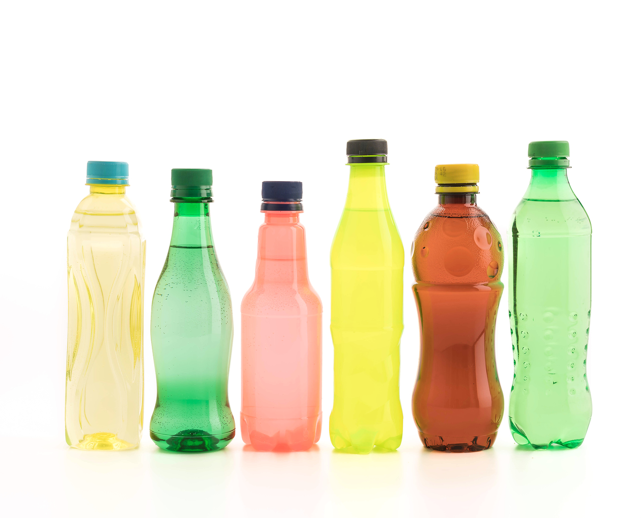Plastic bottle caps made out of compression molding