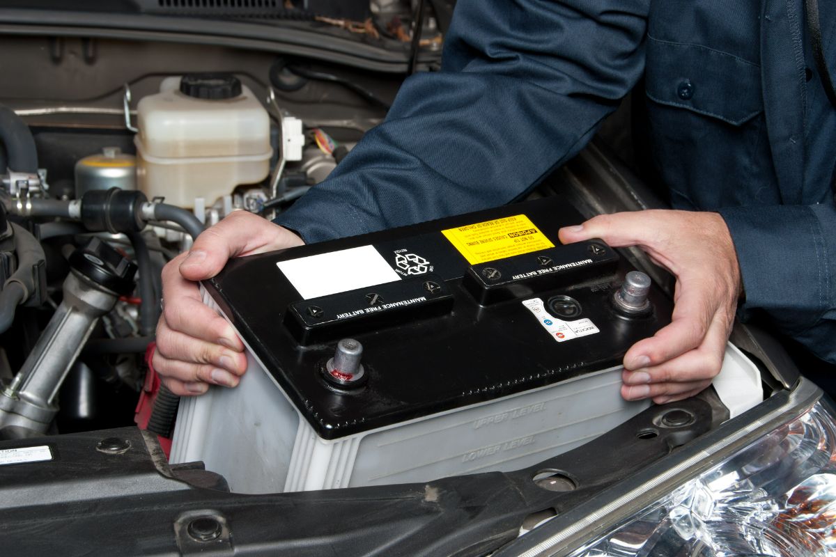 Advantages of Using Large-Size Tooling in Battery Production