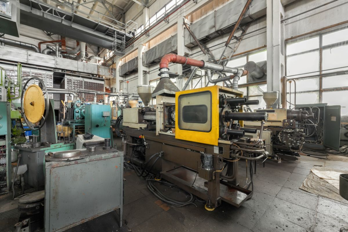 Material Properties Crucial for Large-size Plastic Molding