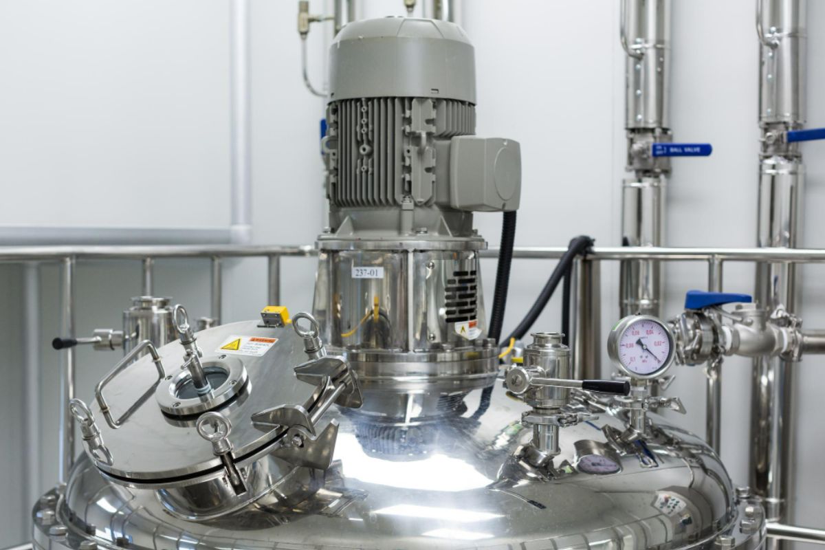 Benefits of Using Steel Molds in Plastic Molding