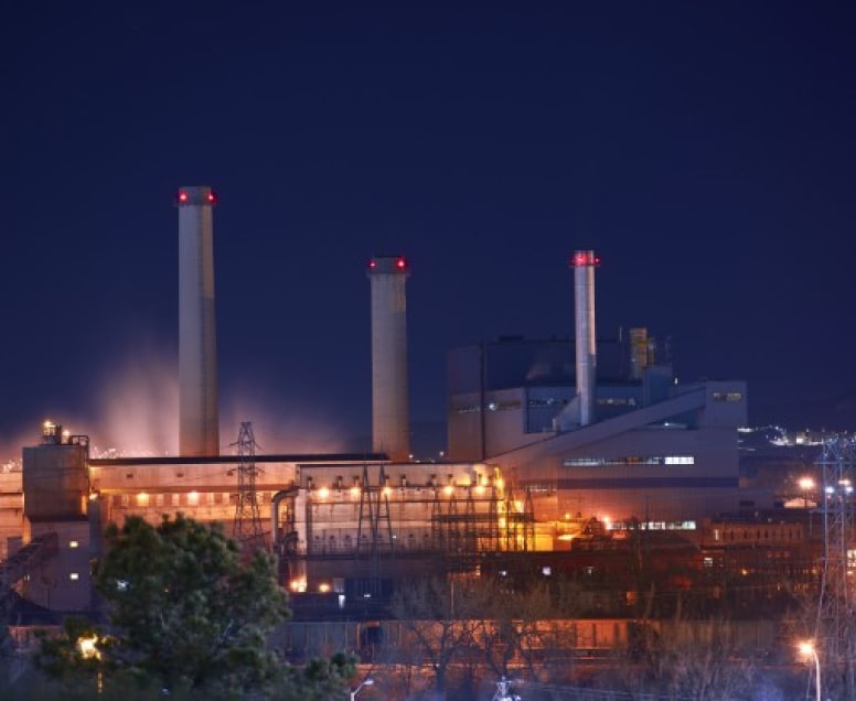 Which industries benefit from Mold Manufacturers in China?