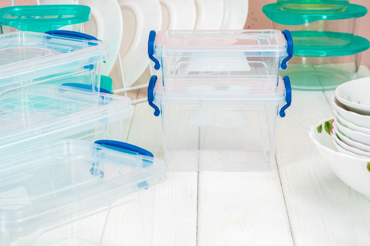 Common Mistakes to Avoid When Sourcing Large Plastic Parts