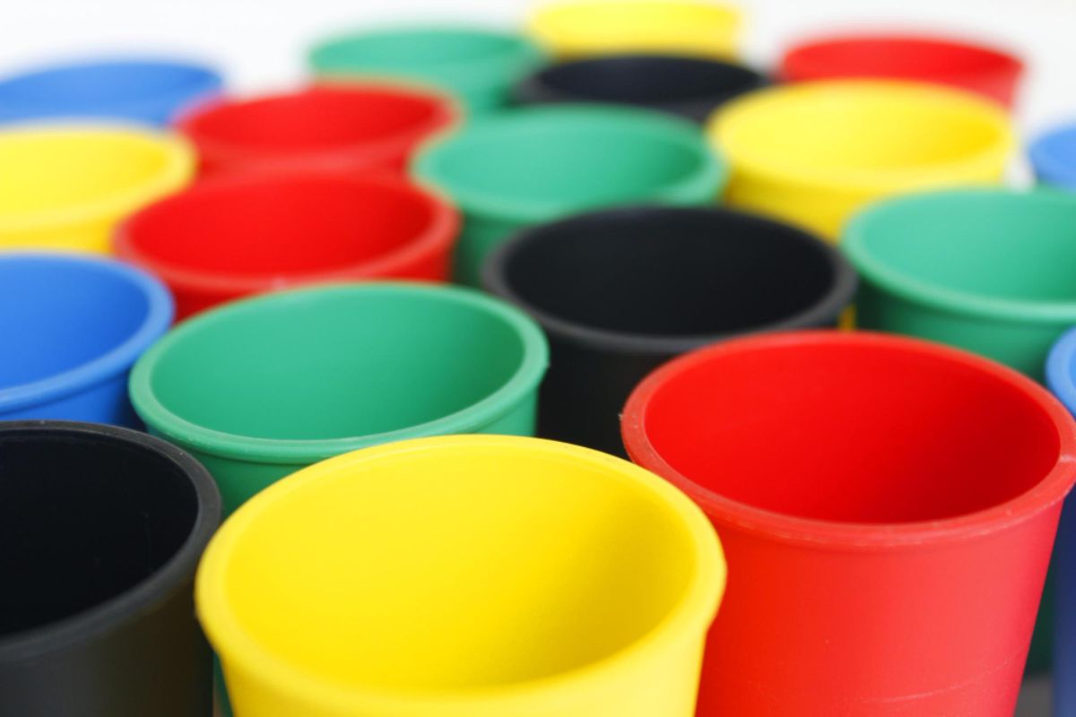 Does Your Product Need a Large Plastic Injection Molding Company or a General Molder?
