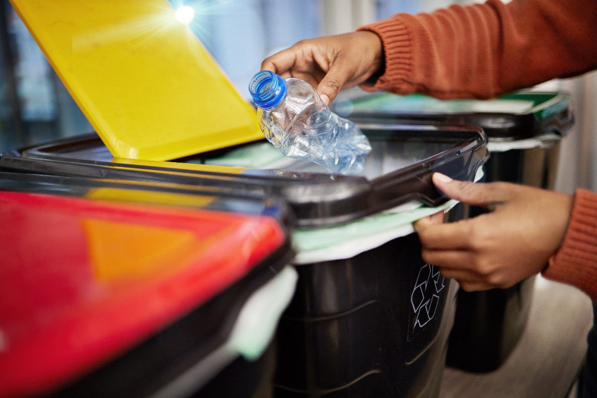 7 Consumer Products That Use Customized Large Injection Molding