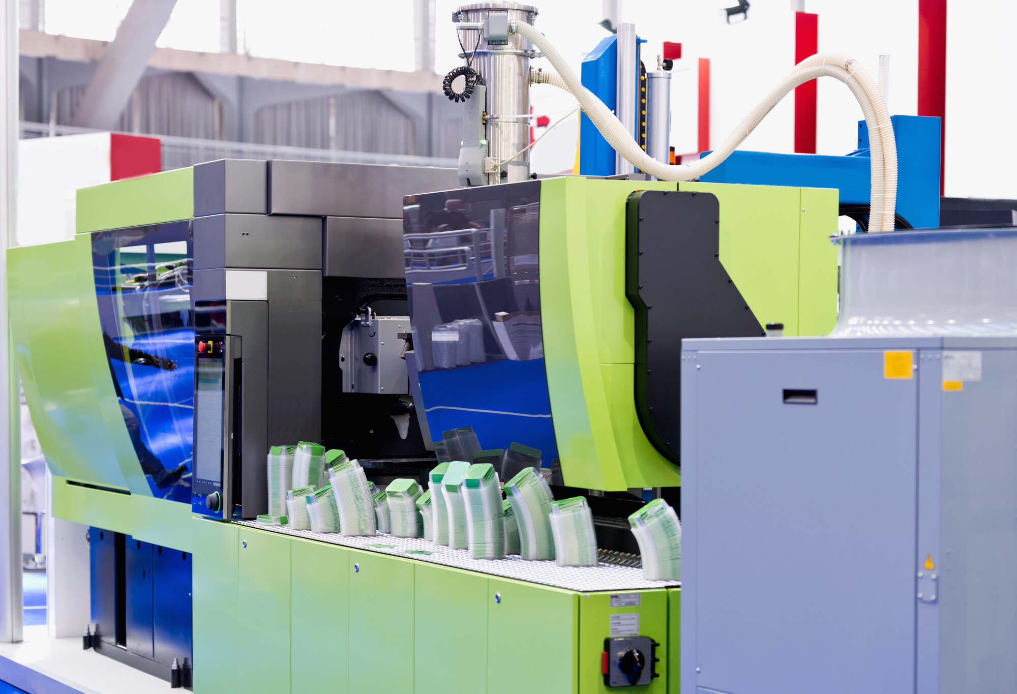 Machine and automation for large-part injection molding