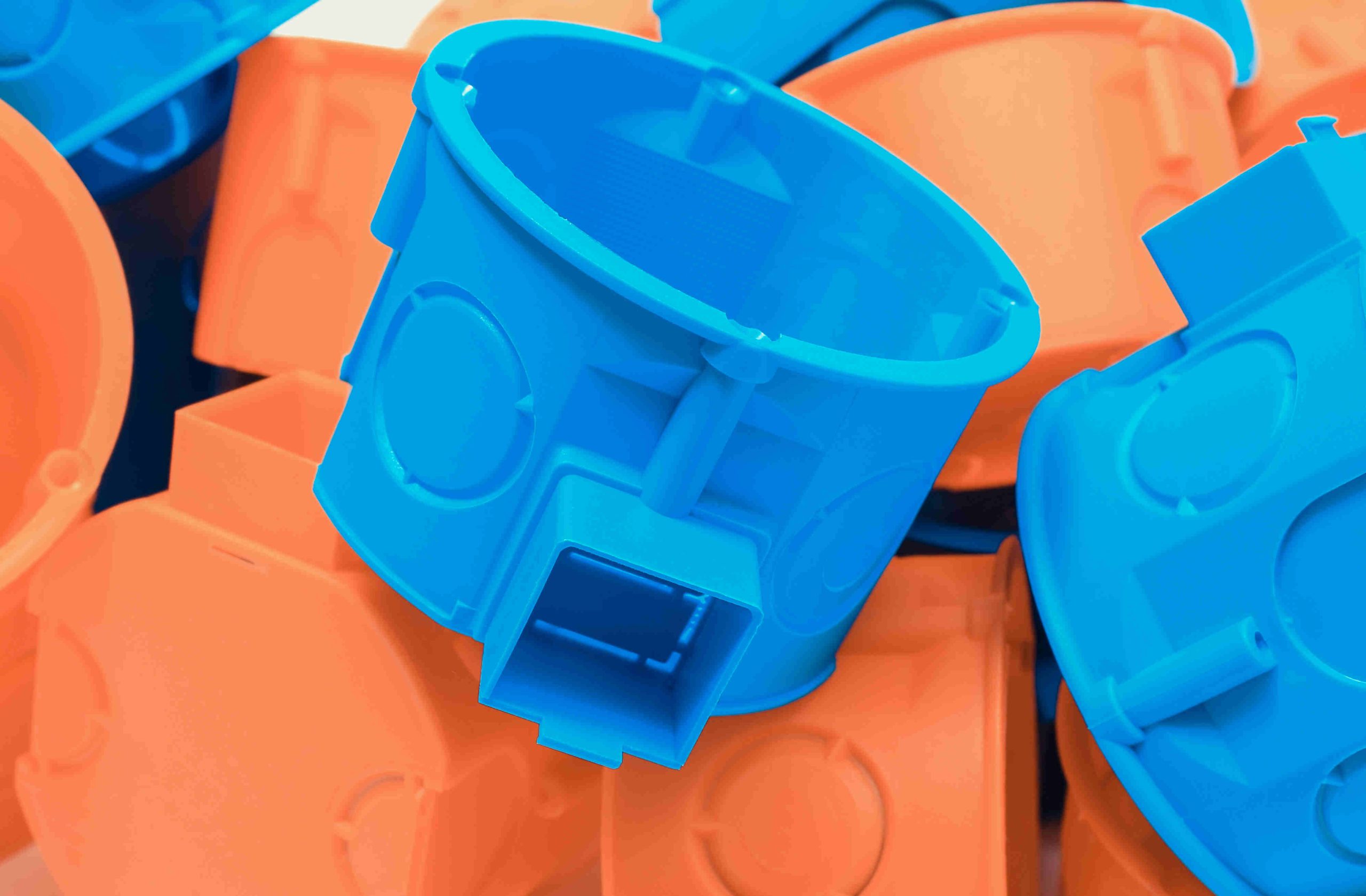 shapes, sizes, and thickness of plastic injection molds